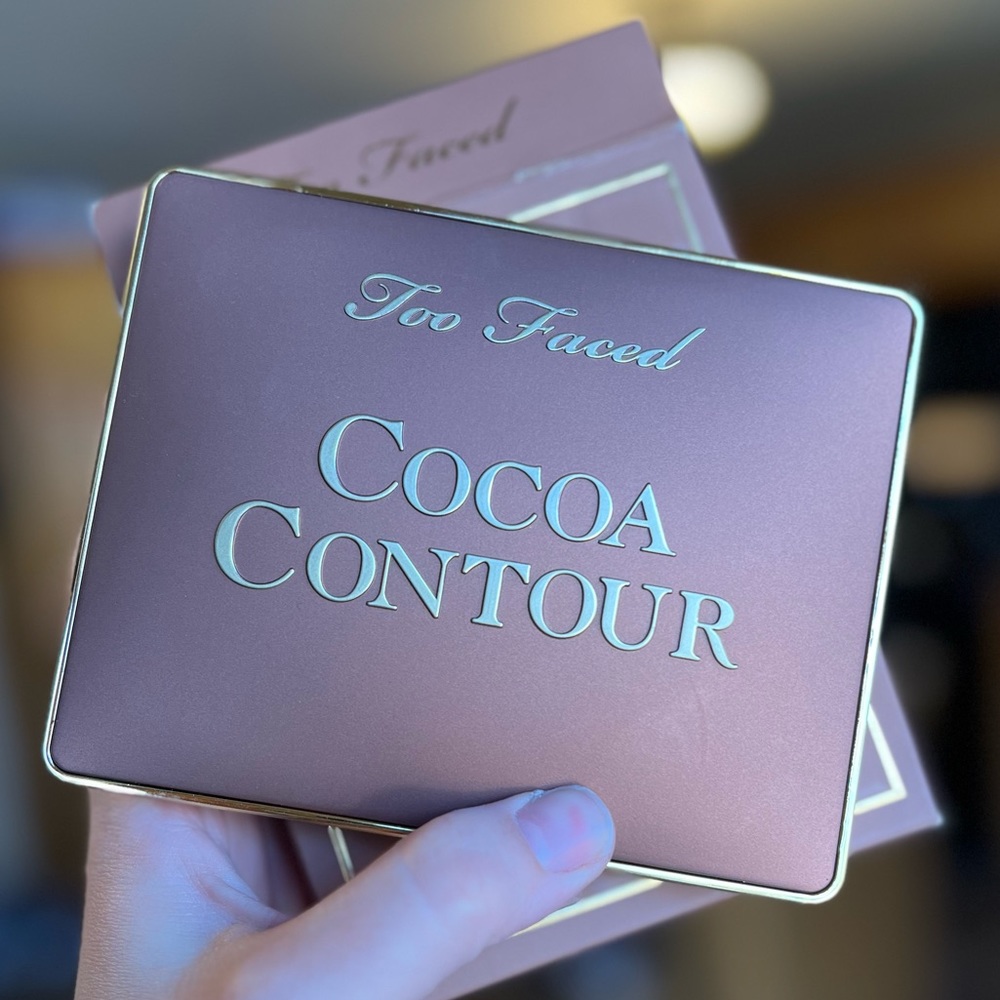 Too faced cocoa contour